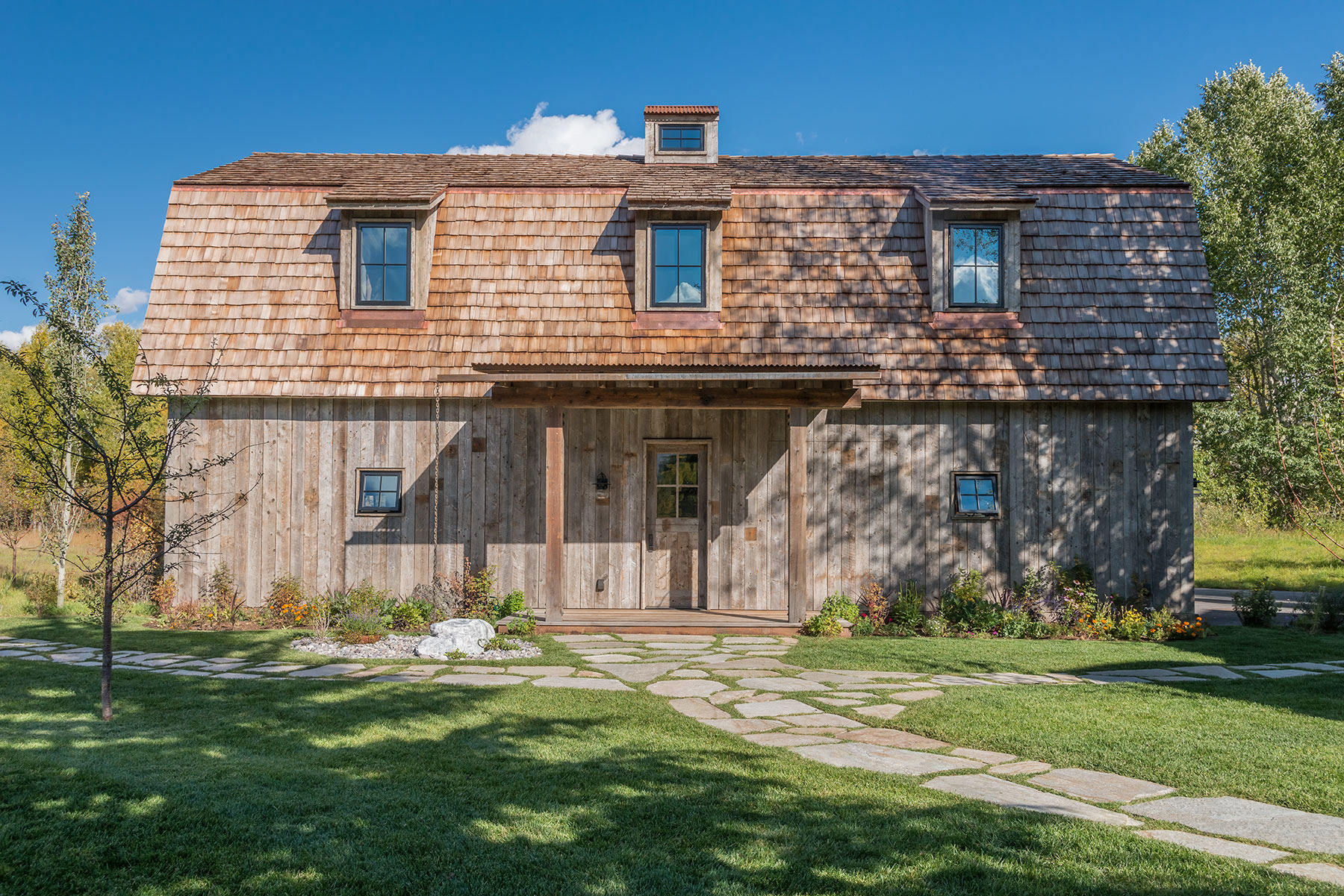 CLB Shop Barn WY Import 9792 HDR  8 BIT 300DPI