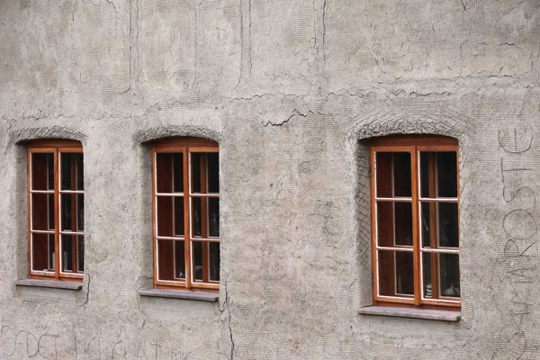 slamený dom, hlinená omietka