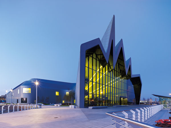 Riverside Museum, Zaha Hadid, Rheizink,titanzinok, strecha,fasáda