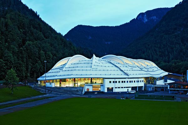 stadion pre rychlokorculiarov v meste inzell 7137 big image