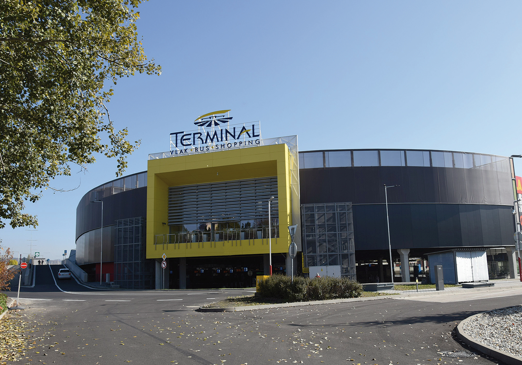 TERMINAL vlak-bus-shopping, Banská Bystrica