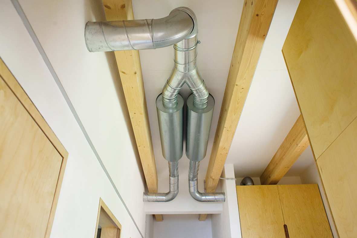 Zdrojom tepla v dome je aj vzduchotechnika s rekuperáciou.