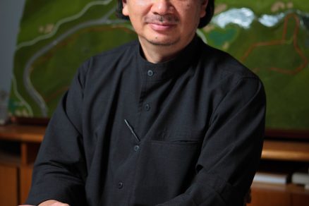 01 Shigeru Ban s portrait