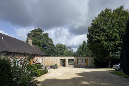 adam knibb architects hurdle house 2 1024px