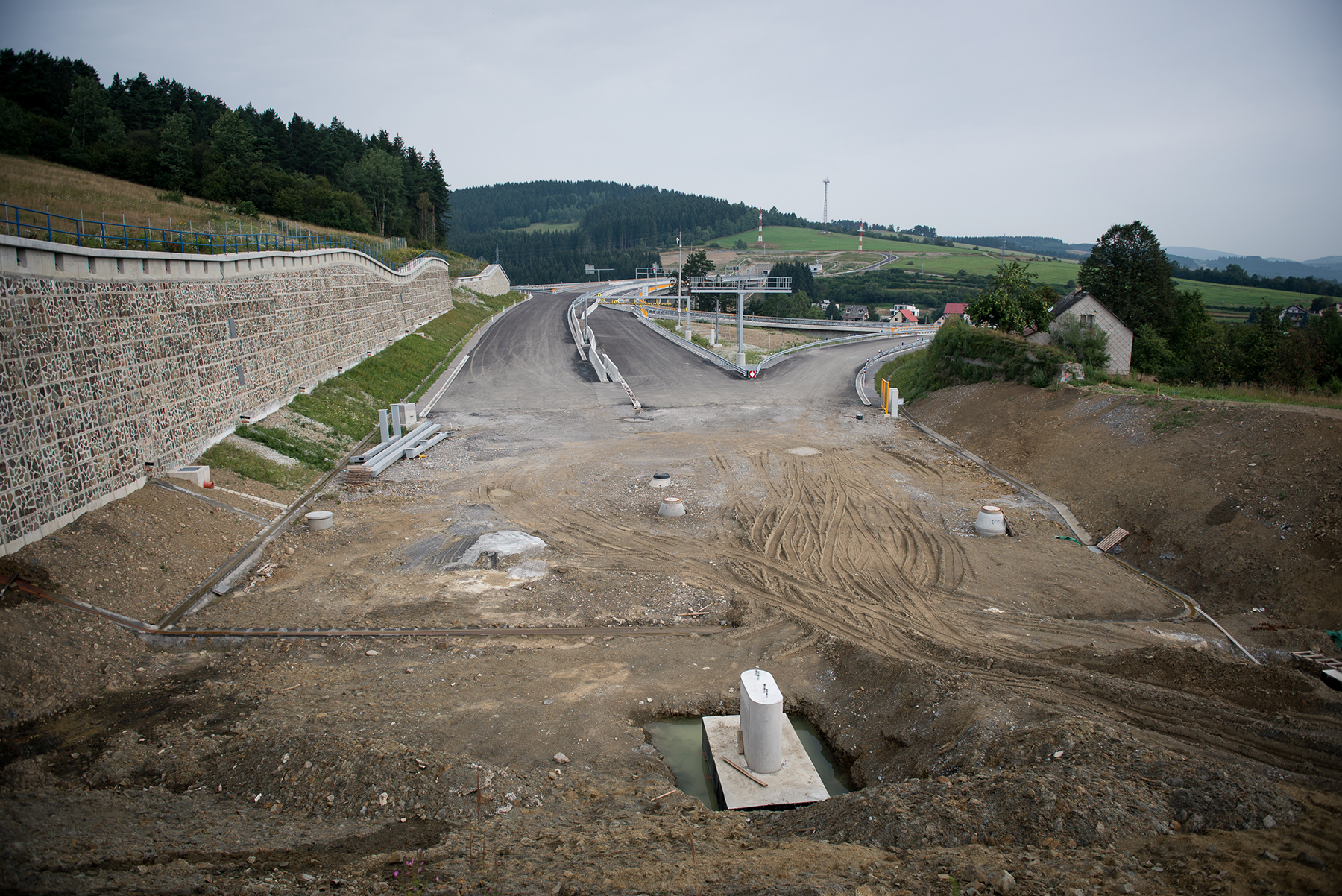 Koniec úseku – miesto napojenia na existujúcu diaľnicu D3 Svrčinovec – Skalité