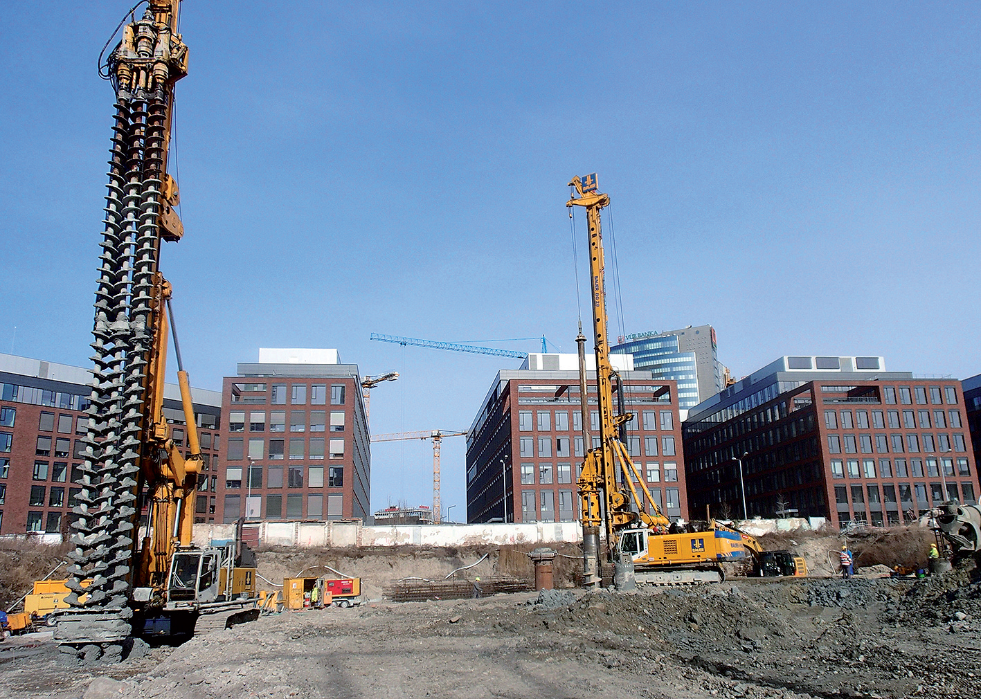 V súčasnosti prebieha realizácia prác na I. etape výstavby rezidenčného projektu SKY PARK.