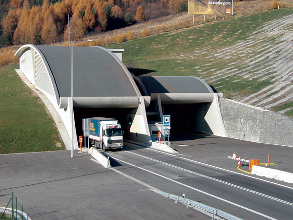 tunel,dopravné stavby,Branisko