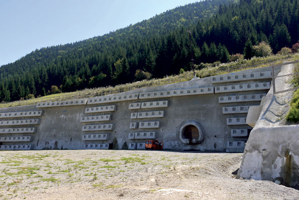 tunel,dopravné stavby,Višňové