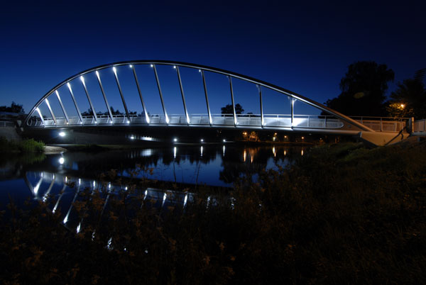 most,oceľová konštrukcia