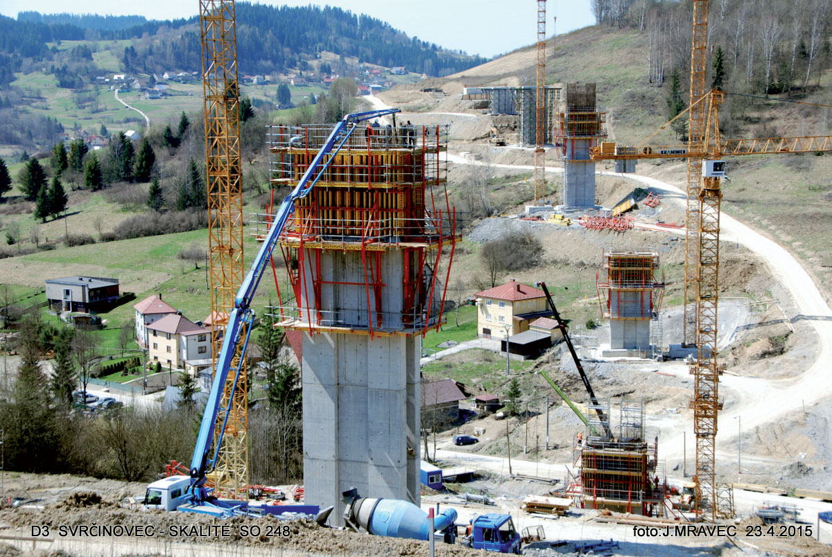 Obr. 3 Systémové šplhacie debnenie od PERI