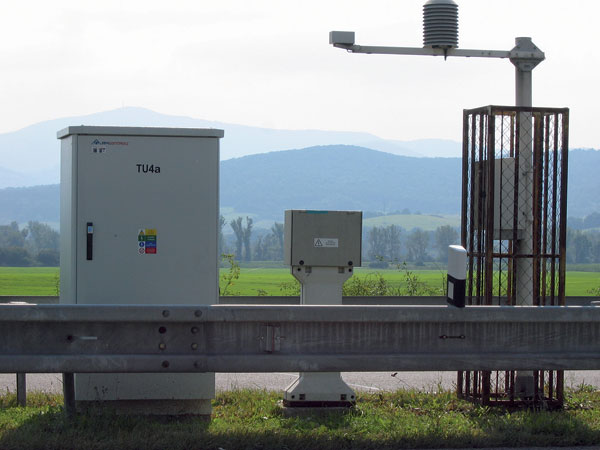 technologické vybavenie,cestné tunely,diaľnice