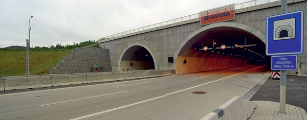 tunel,projekty,Komořanský portál