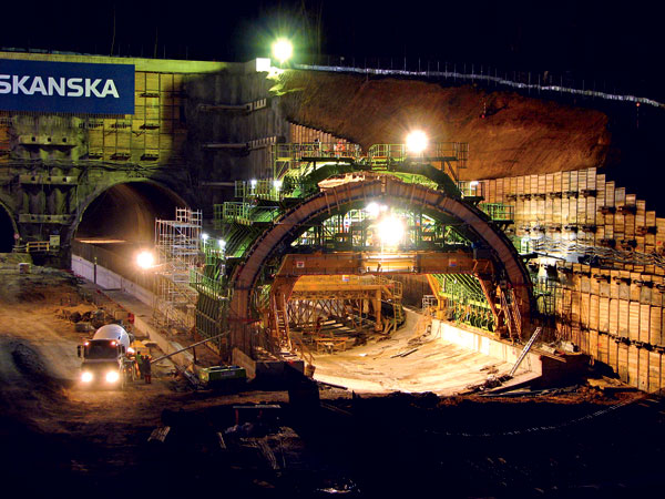 tunel,projekty,Komořanský portál