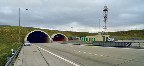 tunel,projekty,Cholupický portál