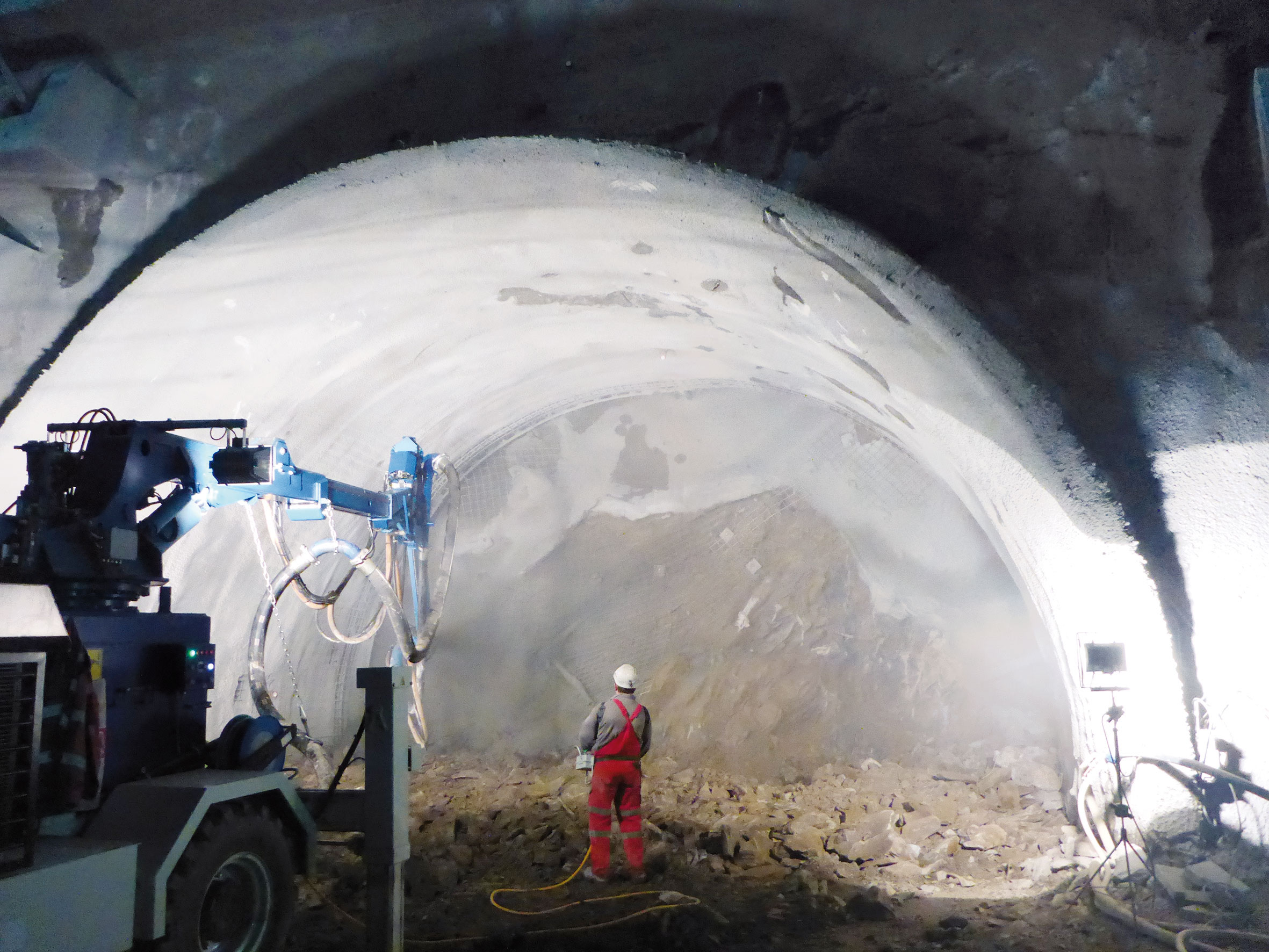 Firma URANPRES, s. r. o., realizovala aj počiatočné razenie tunela Višňové.
