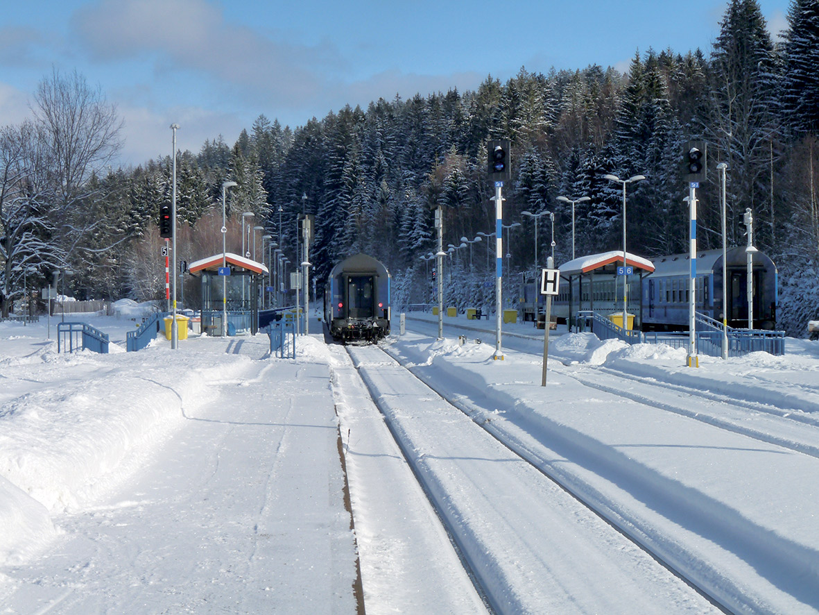 Pohľad na českú časť železničnej stanice Železná Ruda-Alžbětín