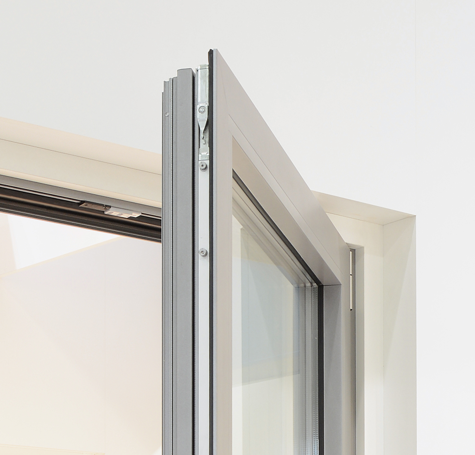 Hliníkové okno - kovanie ALU- JET – univerzálne použiteľné pre všetky typy otváraní