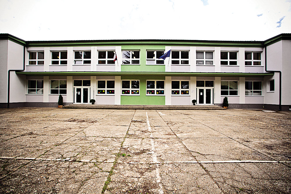 zakladna skola vo volkovciach bola obnovena na kluc 7254 big image