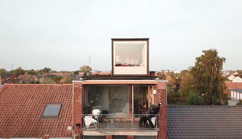 Roeselare, Belgicko  Nová spálňa v nadstavbe rodinného domu.