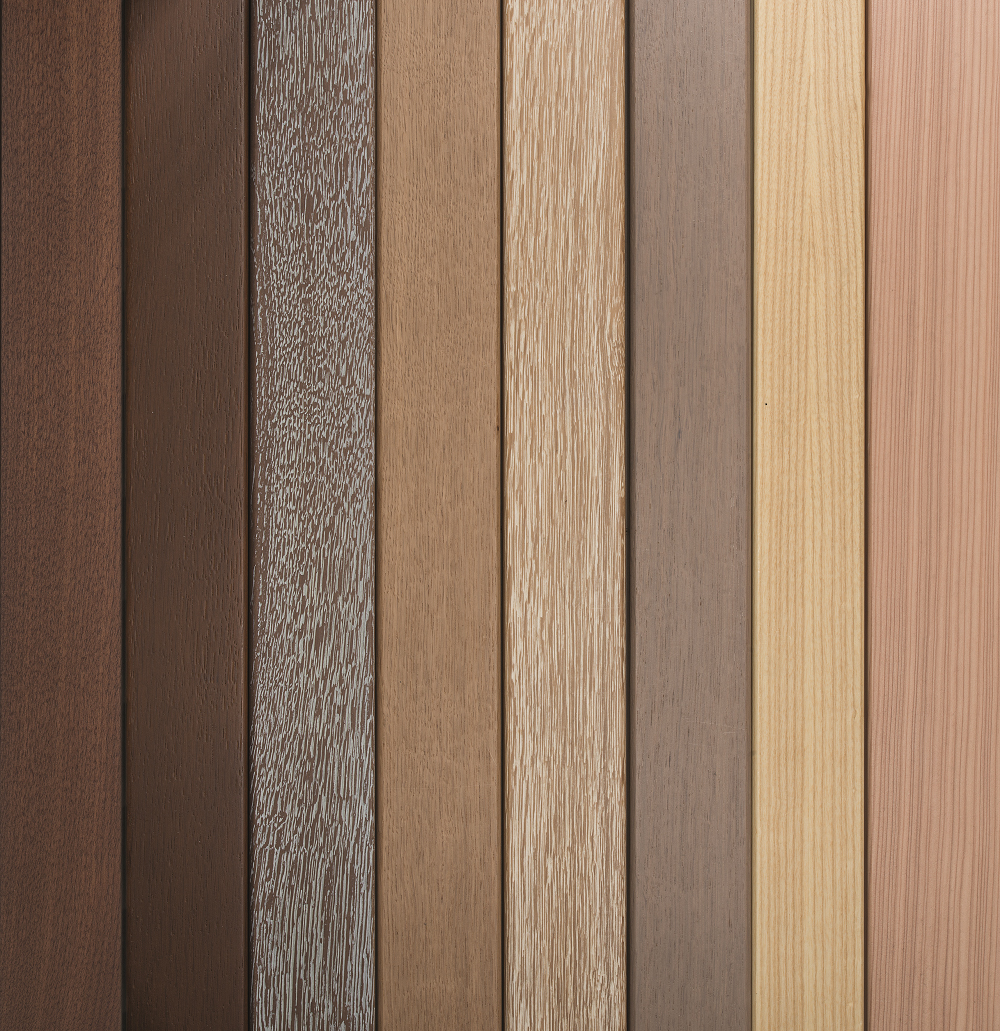 Prehľad úpravy povrchov a materiálov dreva- ako je dub, smrekovec, jaseň, smrek alebo orech, v ktorých je možné Internorm okná HF410 a HS 330 vyrobiť. Foto: Internorm