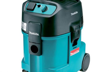 05Vysavac Makita 477M