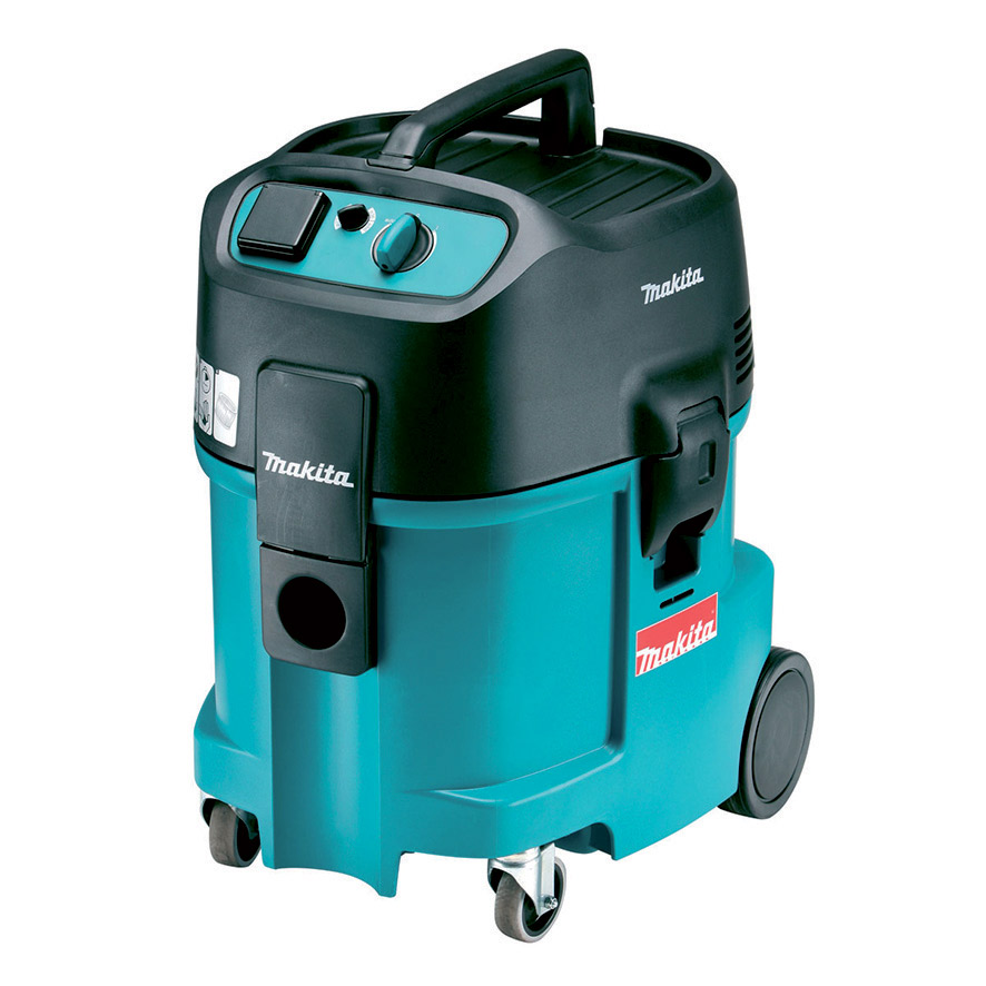 05Vysavac Makita 477M