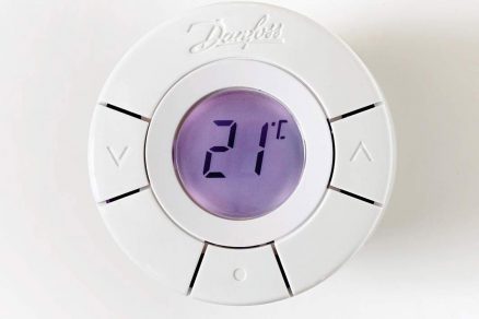 Thermostat 01