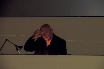 Architektúra sú aj emócie - Tri otázky pre Jeana Nouvela