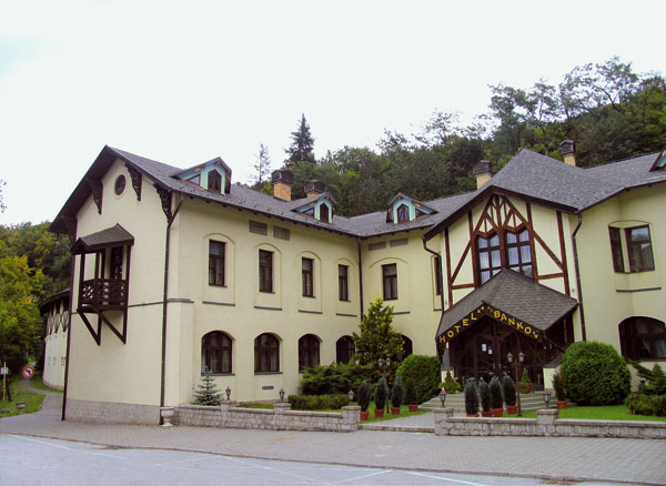 Hotel Bankov rozšíril svoje kapacity