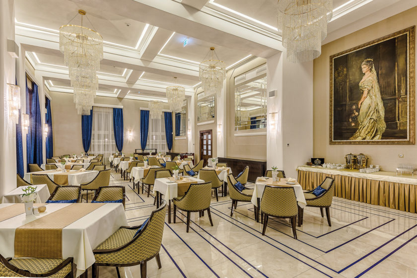 Zrekonštruovaný hotel Royal Palace je zariadený v štýle Art Deco