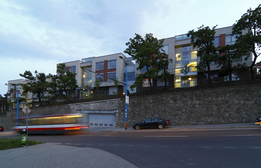 image 64387 25 v1