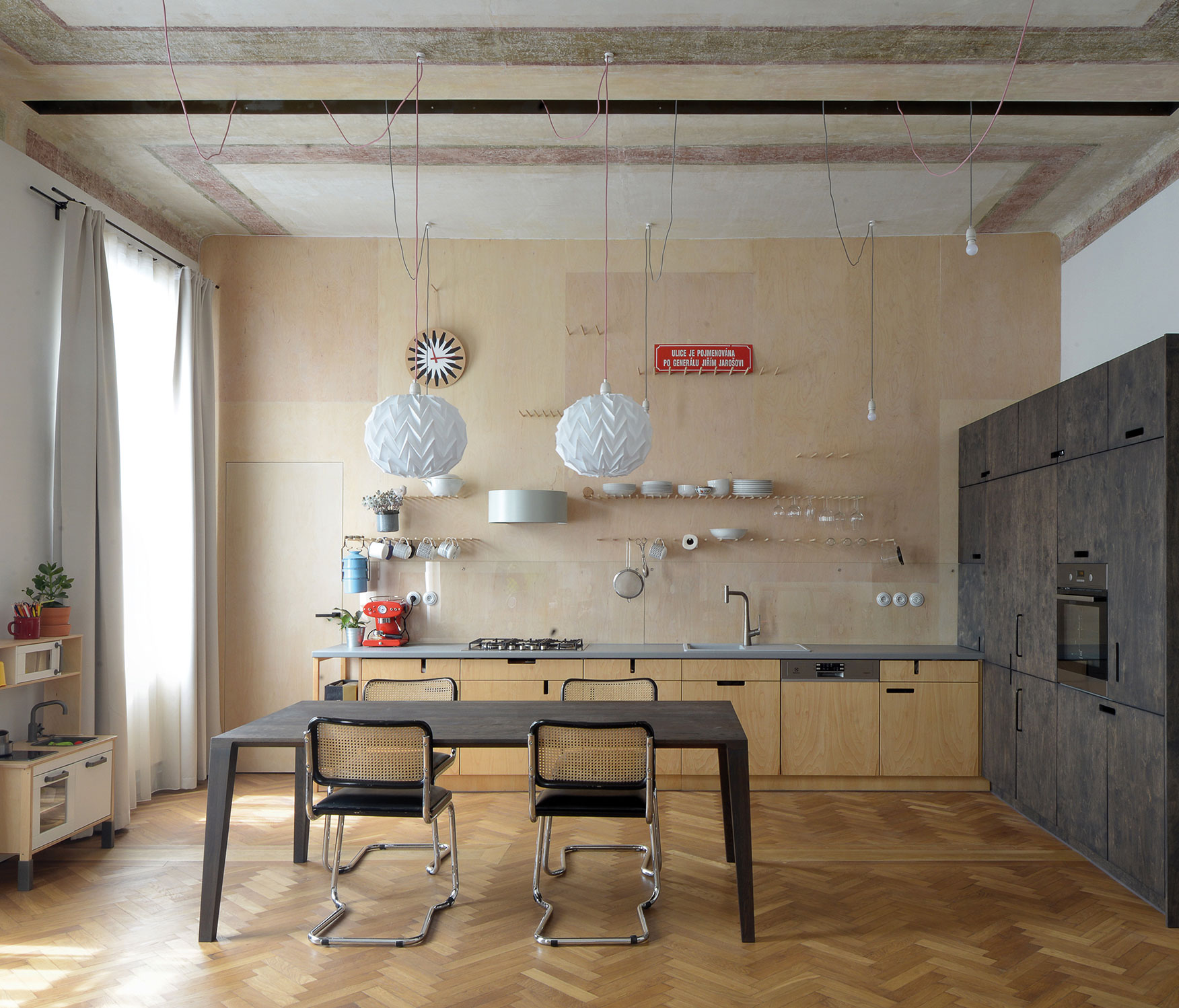 image 71746 25 v2