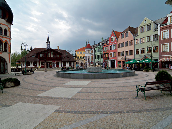 komarno pohranicne mesto na hranici zaujmu