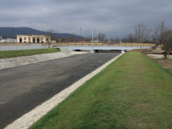 Modernizácia železničnej trate v úseku Nové Mesto nad Váhom – Zlatovce