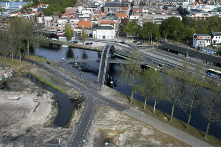 rozdvojeny most v severnom holandsku
