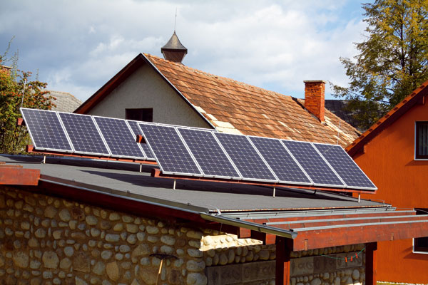 Seminár o využití slnečnej energie v bytových domoch