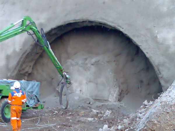 Stavbári firmy Skanska BS začali v Slovinsku práce na dvoch tuneloch