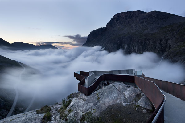 turisticka cesta trollstigen a norska architektura