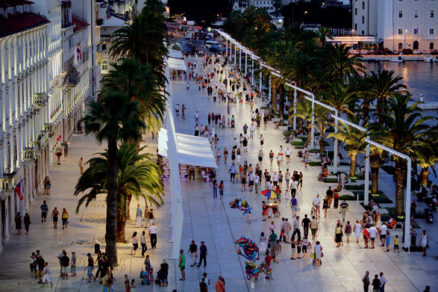 Život a more v pixeloch